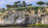 Grottes de Régulus et Matata
